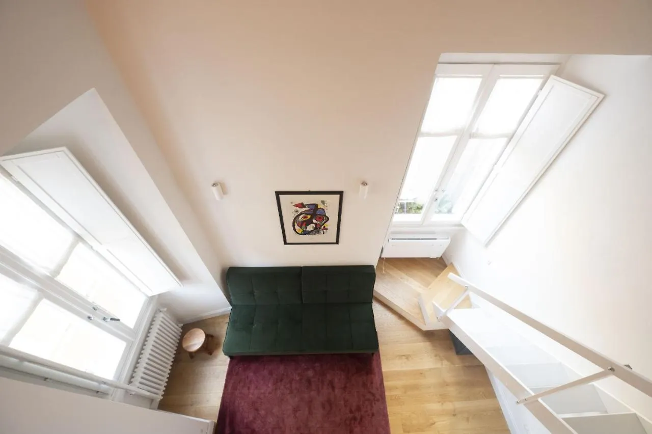 Charm And Style By Campo De Fiori Apartment Rome Italy