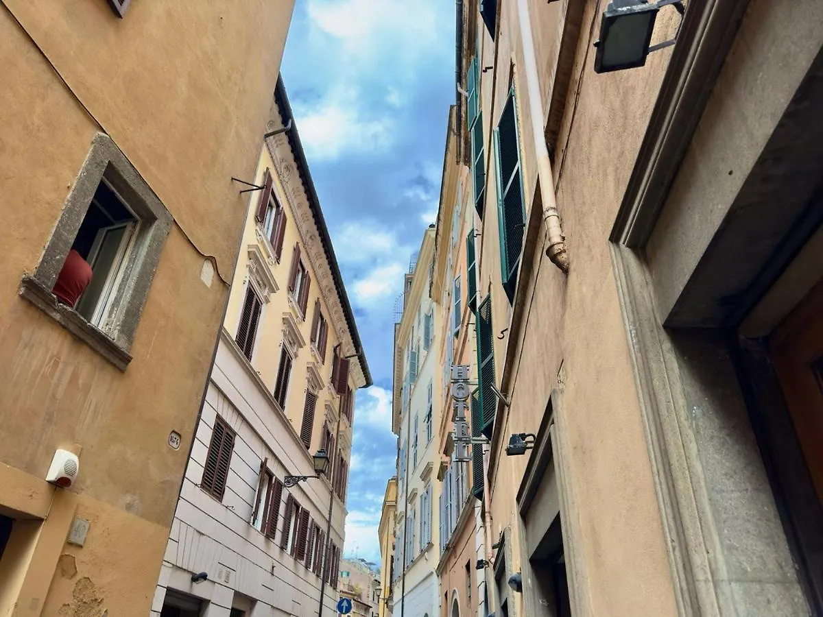 Charm And Style By Campo De Fiori Apartment Rome
